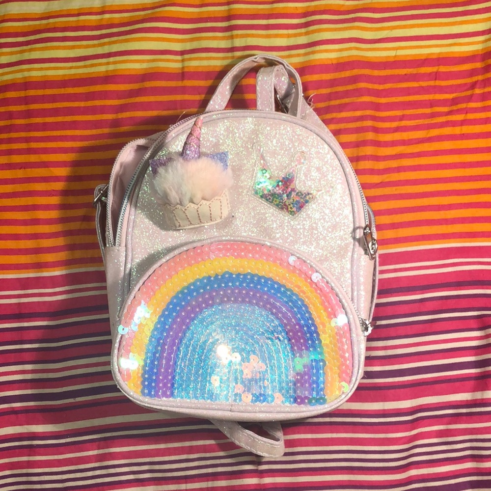 Shiny back pack with colours.14$